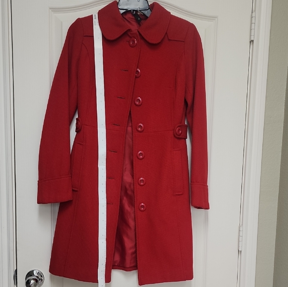 Elegant Red H&M Vintage Women's Wool Coat - Picture 10 of 12